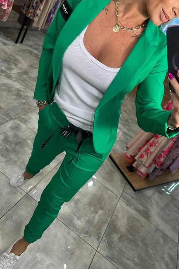 Isabelle | Ensemble sur mesure avec un blazer doux et un jogging décontracté