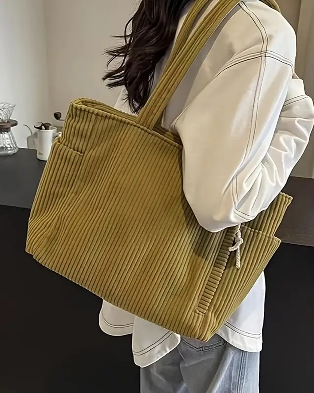 Noora™ | Sac souple en velours côtelé pour tous les jours