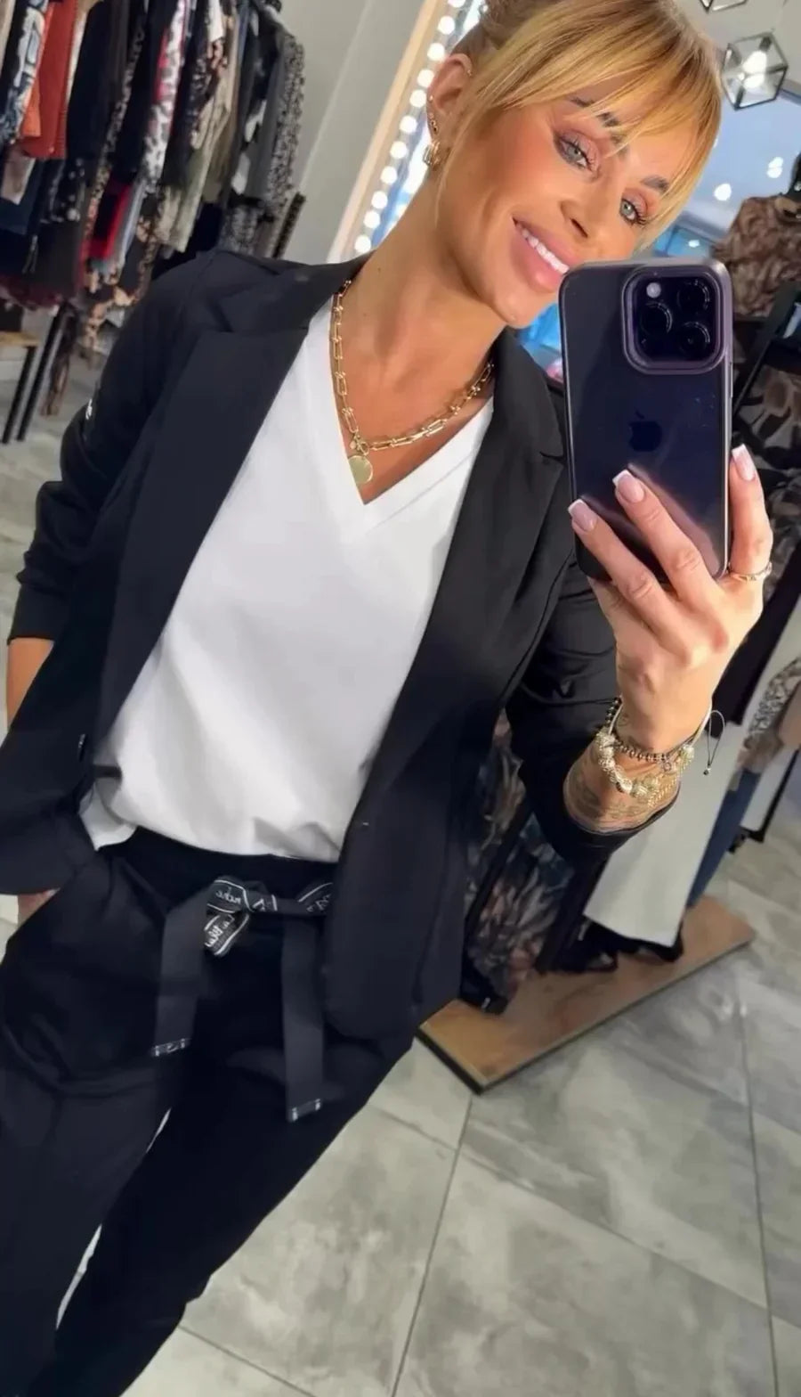 Isabelle | Ensemble sur mesure avec un blazer doux et un jogging décontracté