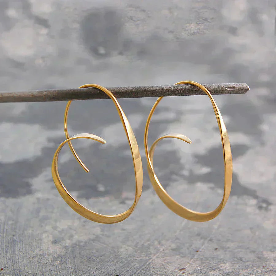 Spirale Céleste | Murmure d’Élégance Boucles d’Oreilles